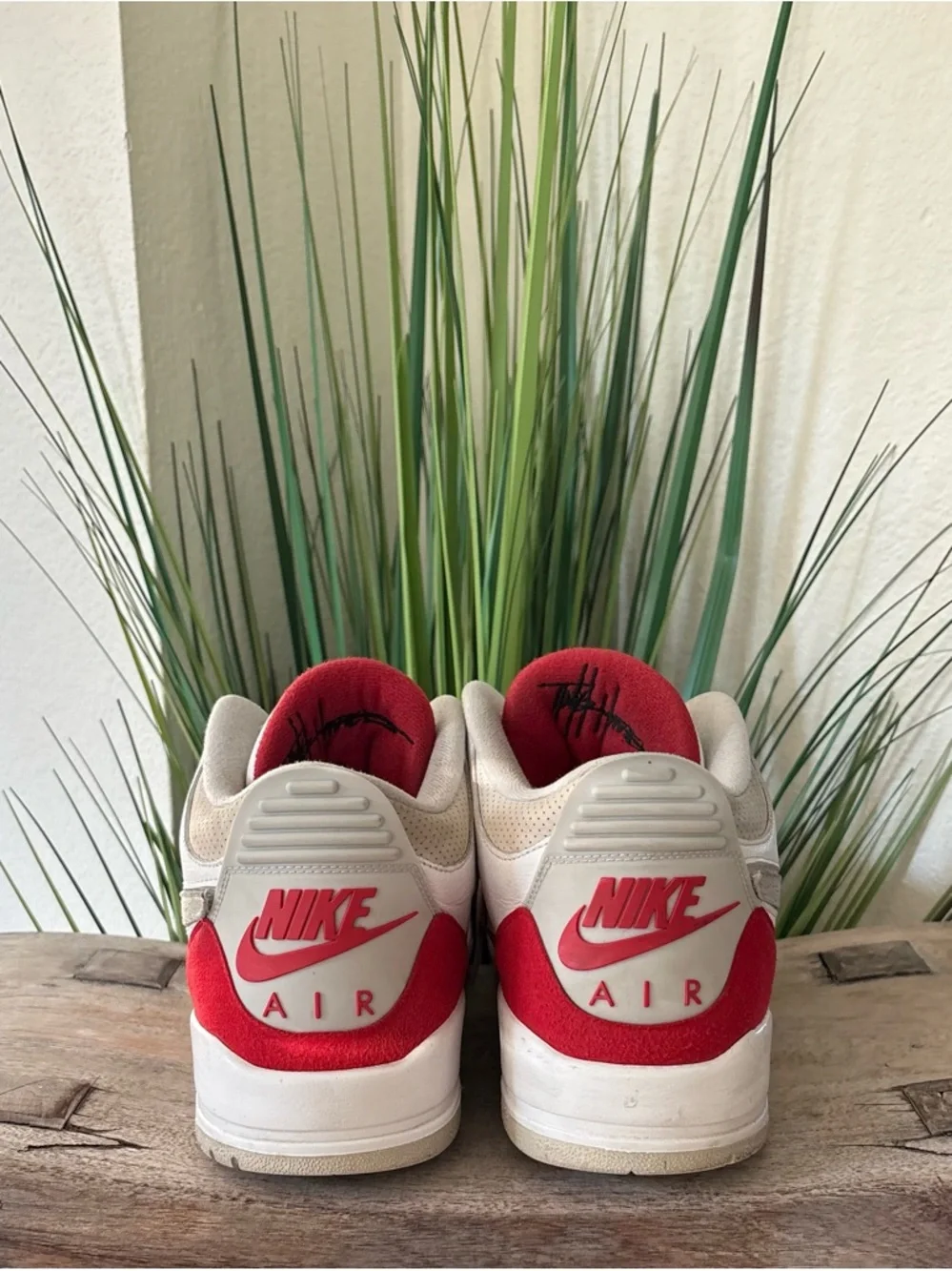 Air Jordan 3 Retro Tinker Hatfield White University Red Sneakers